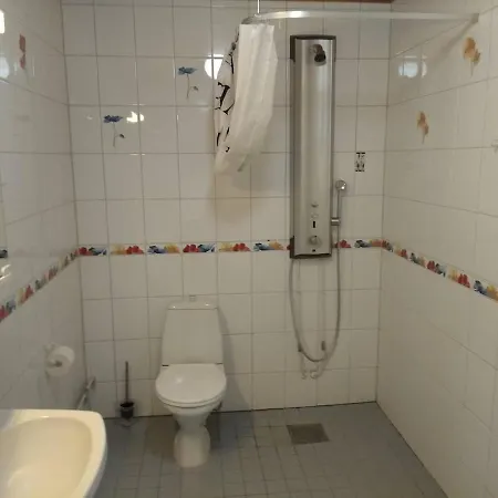 Yksioe Autopaikalla, Niinivaara Apartman